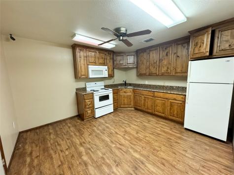 501 S Business 287 Decatur TX 76234