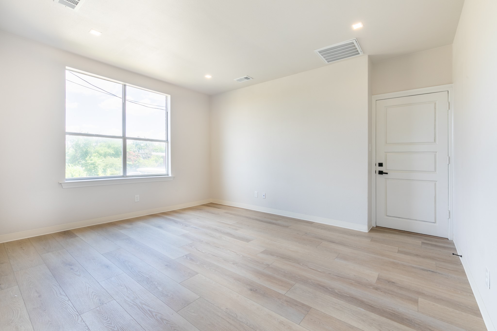 1307 W Abram Street Arlington TX 76013