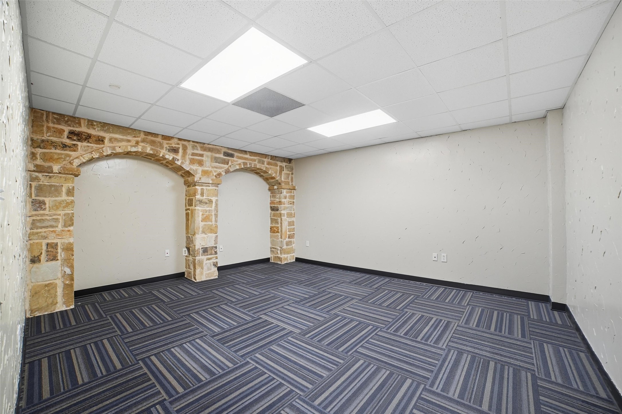 1101 E Us Highway 175 Crandall TX 75114