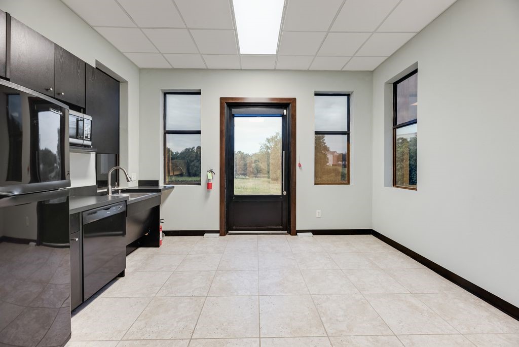 5052 Tennyson Parkway Plano TX 75024