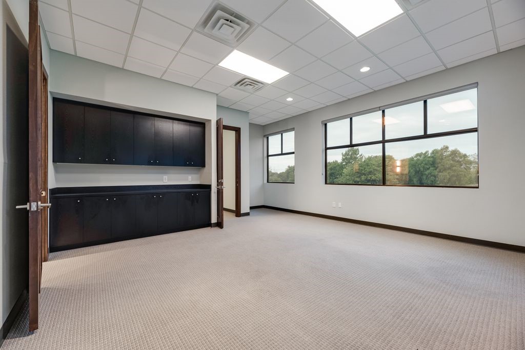 5052 Tennyson Parkway Plano TX 75024