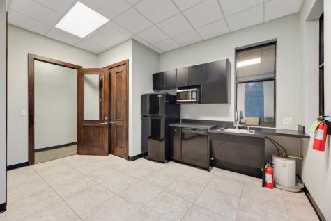 5052 Tennyson Parkway Plano TX 75024