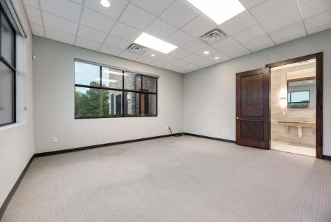5052 Tennyson Parkway Plano TX 75024