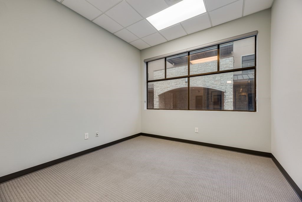 5052 Tennyson Parkway Plano TX 75024