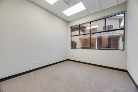 5052 Tennyson Parkway Plano TX 75024