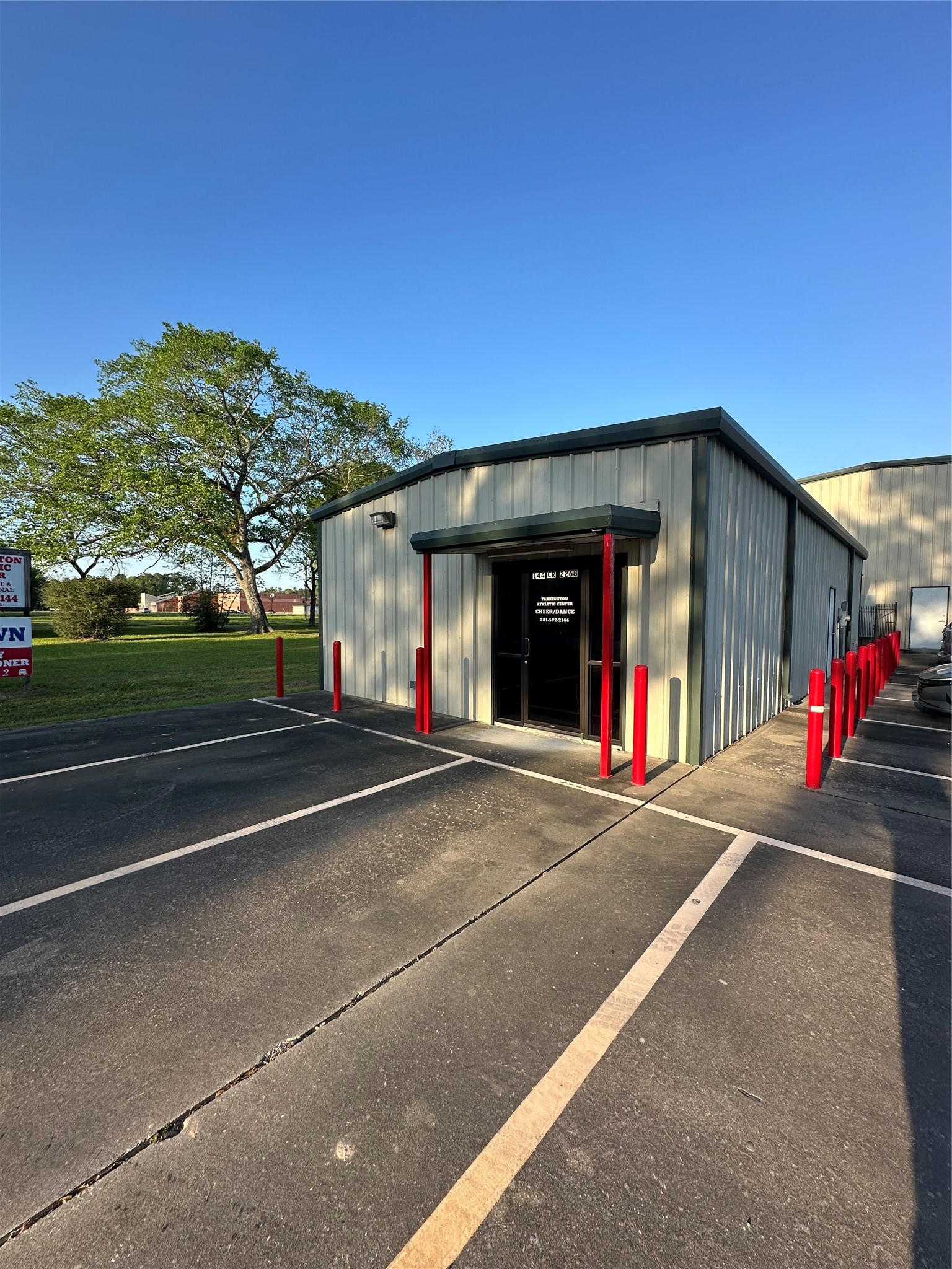 144 County Road 2268 Cleveland TX 77327