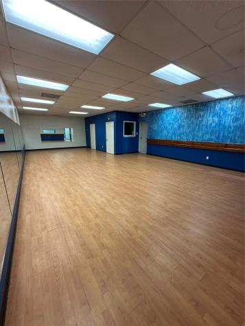 144 County Road 2268 Cleveland TX 77327