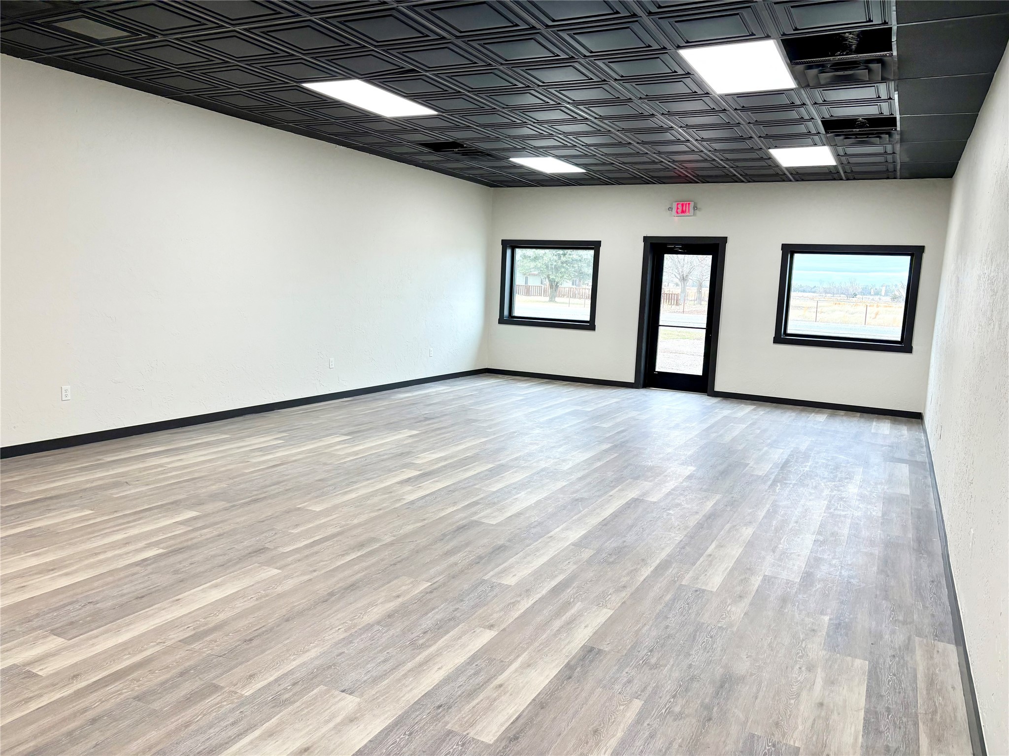 27790 State Highway 56 Whitesboro TX 76273