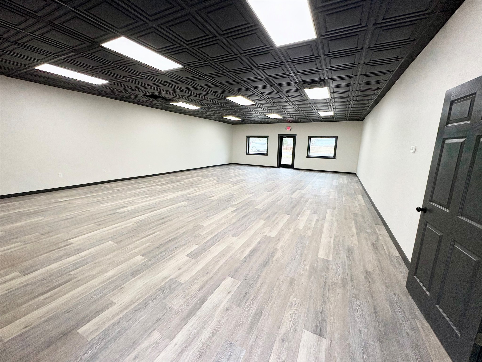 27790 State Highway 56 Whitesboro TX 76273