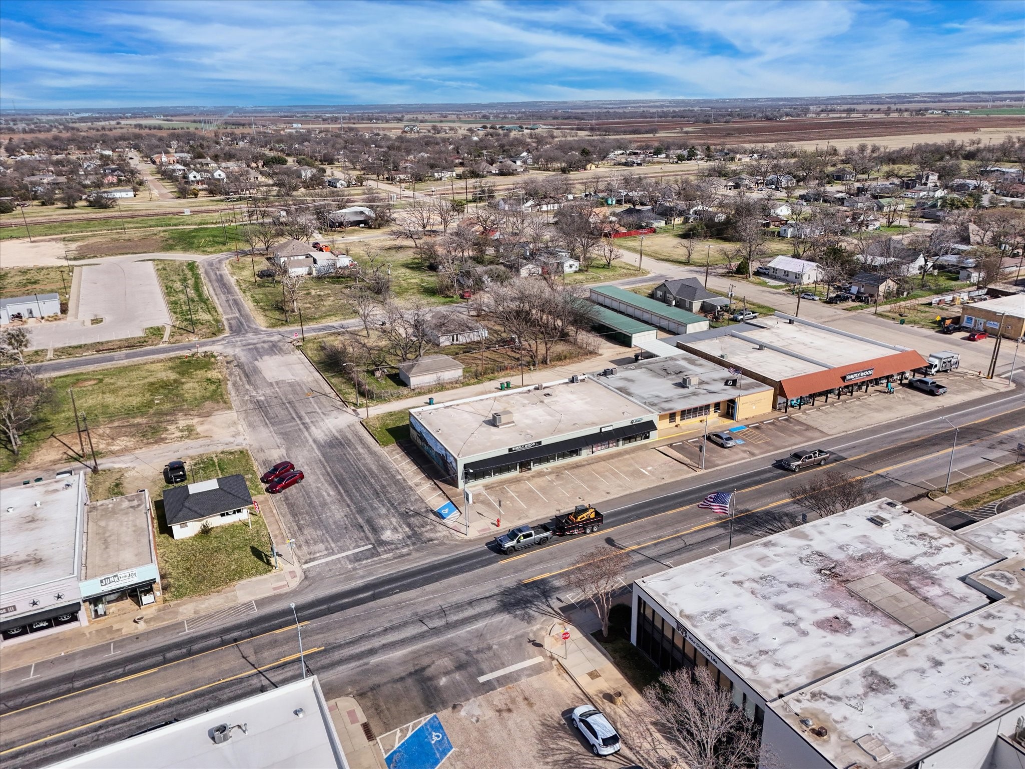 400 S Main Street Mcgregor TX 76657