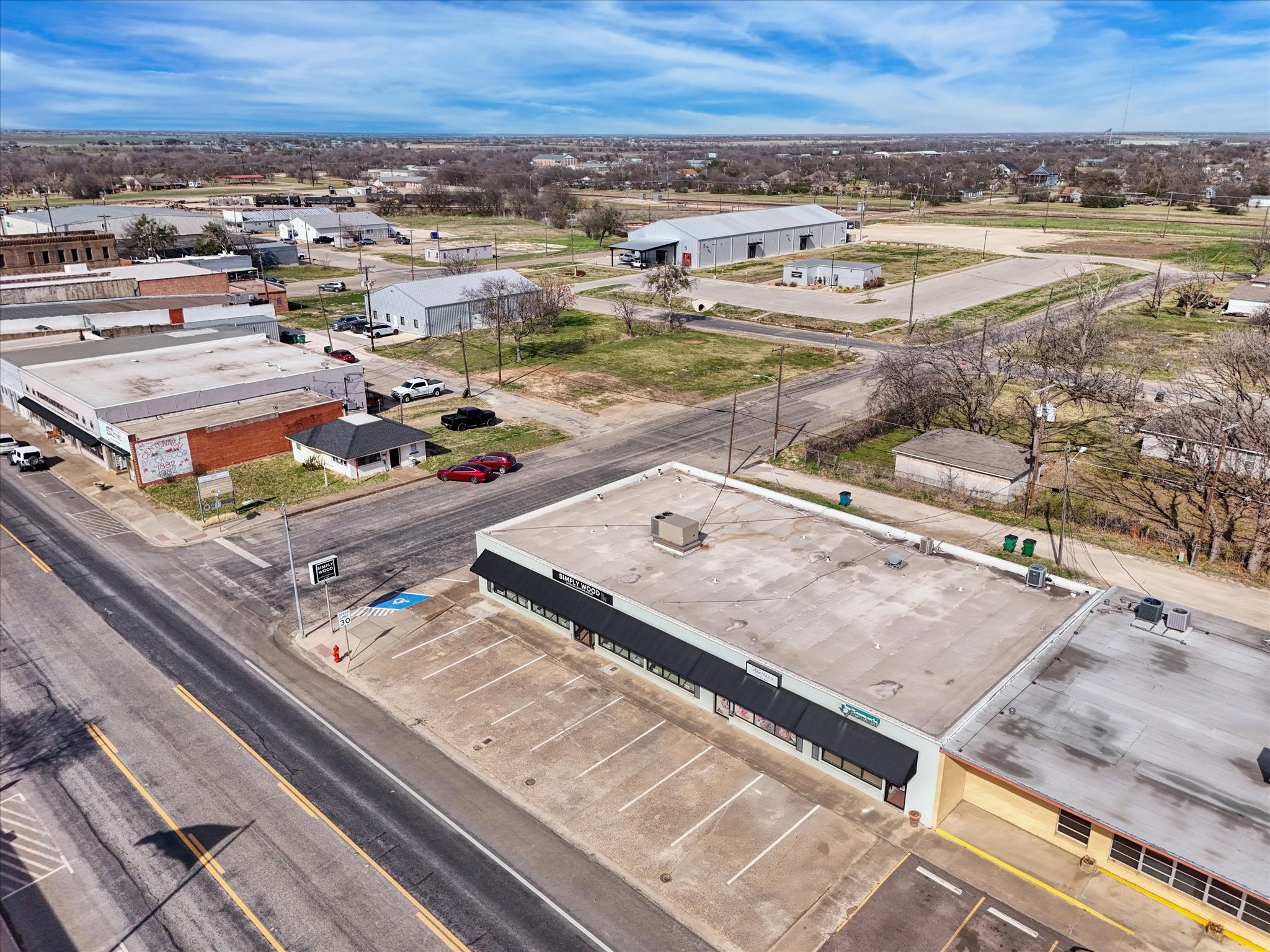 400 S Main Street Mcgregor TX 76657
