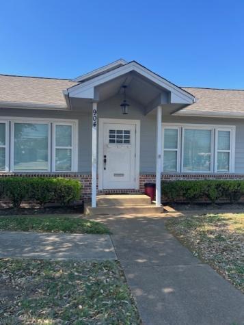 904 W Henderson Street Cleburne TX 76033