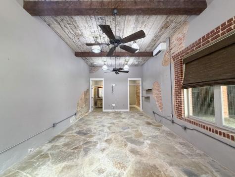 113 W Knox Street Ennis TX 75119