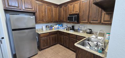 208 N Highway 377 Roanoke TX 76262