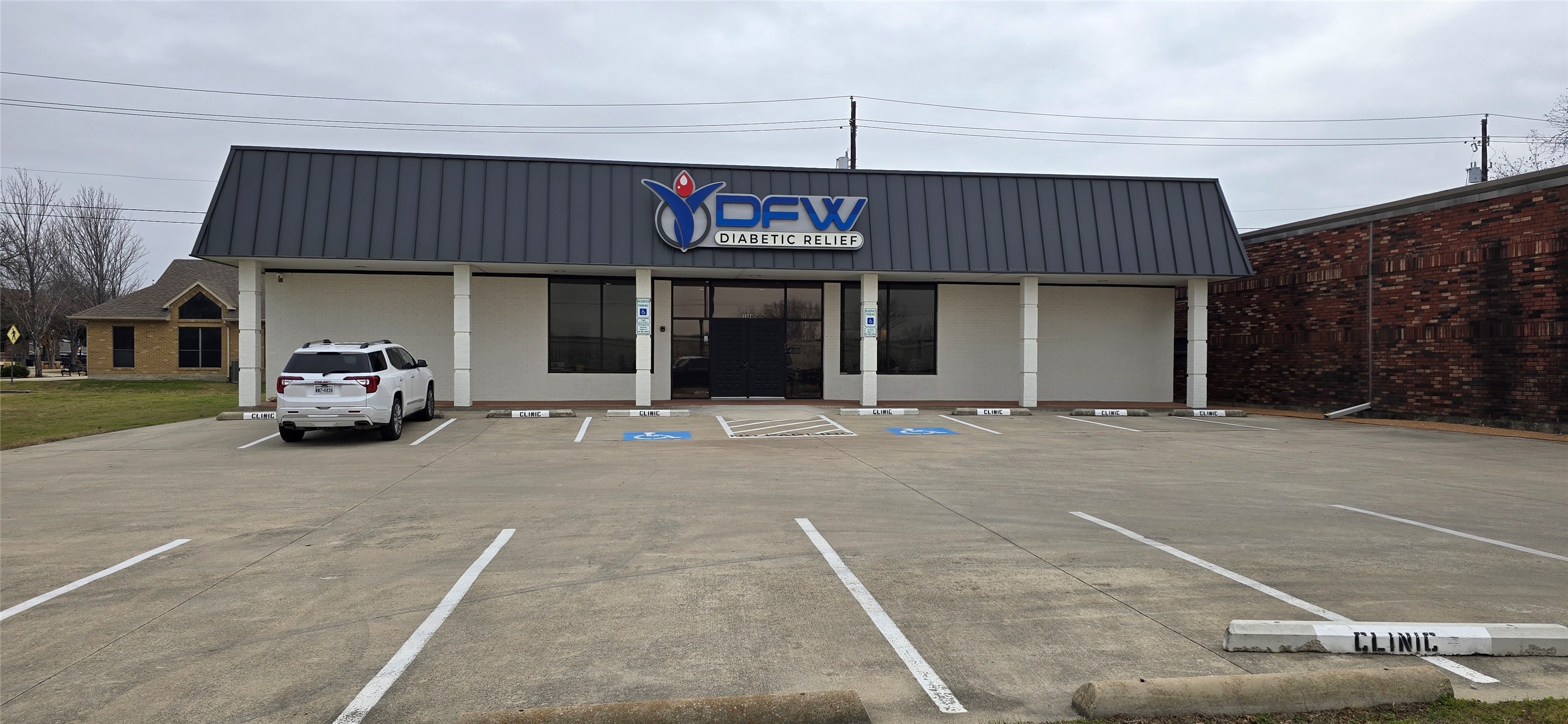 208 N Highway 377 Roanoke TX 76262