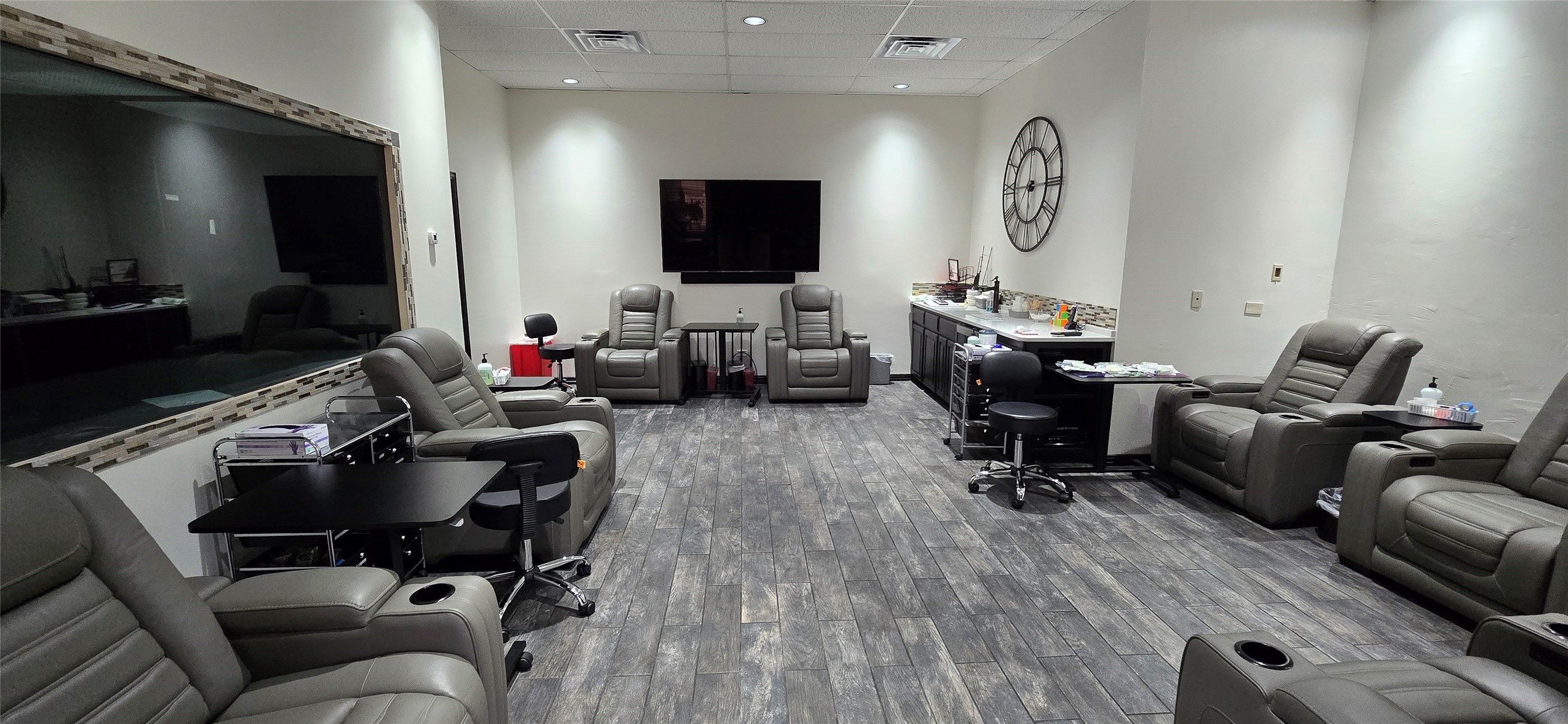 208 N Highway 377 Roanoke TX 76262