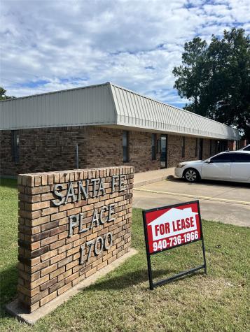 1700 N Weaver Street Gainesville TX 76240