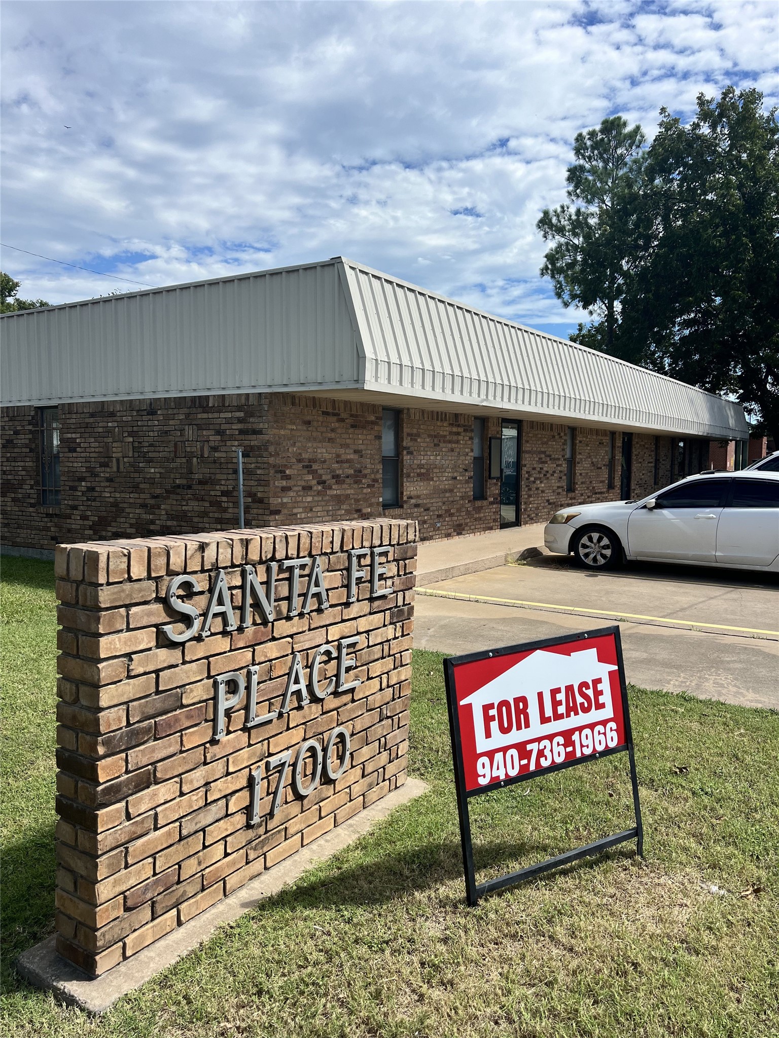 1700 N Weaver Street Gainesville TX 76240
