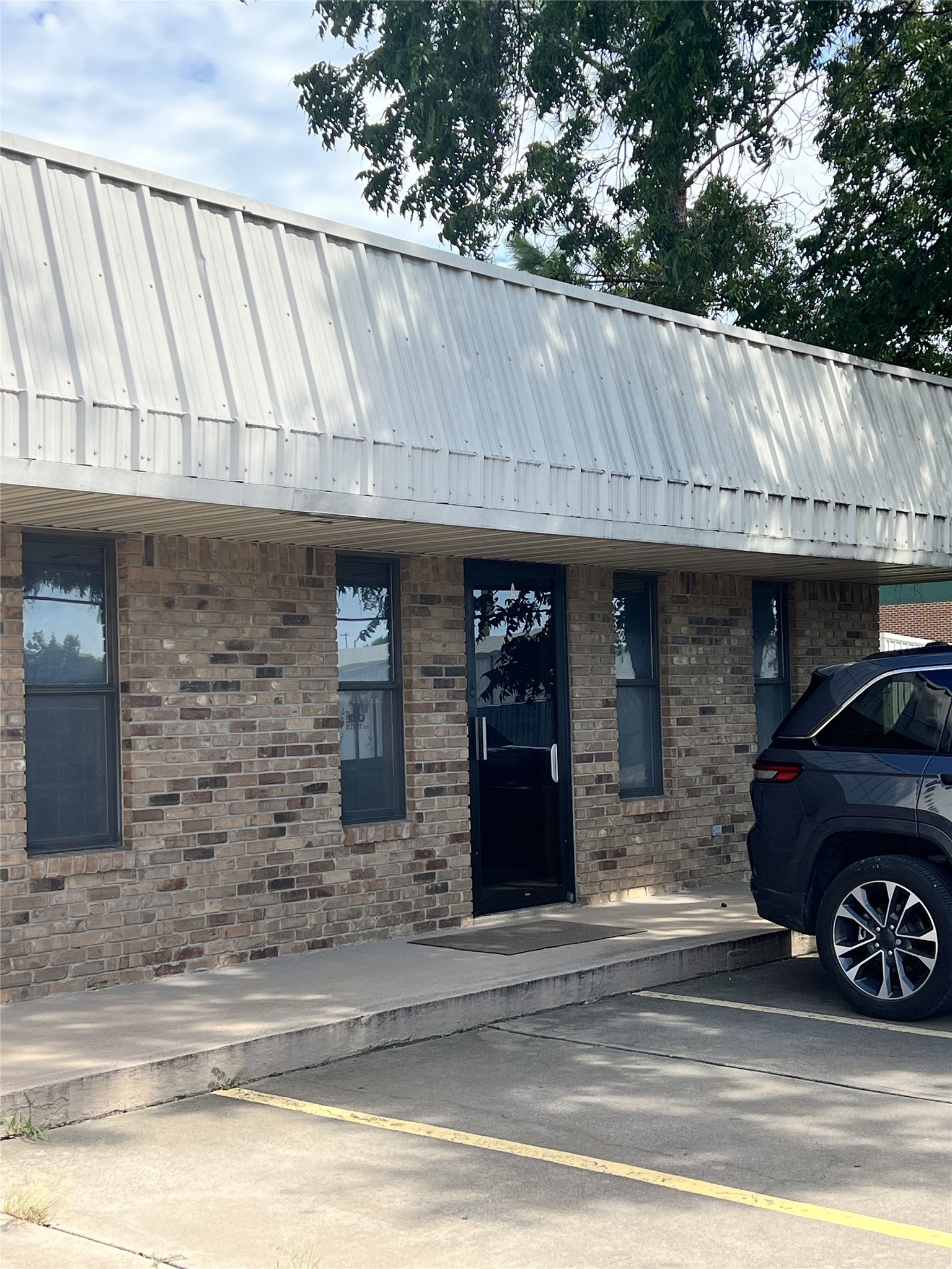 1700 N Weaver Street Gainesville TX 76240