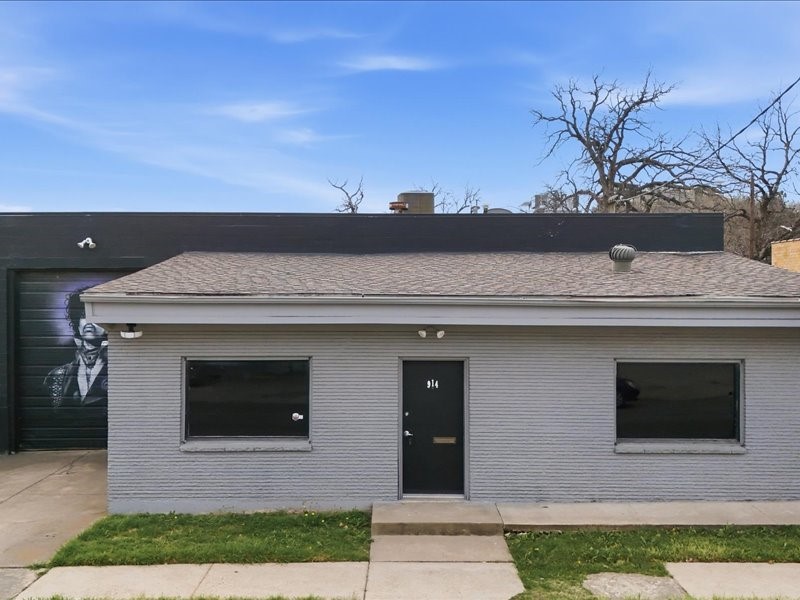 914 W Commerce Street Dallas TX 75208