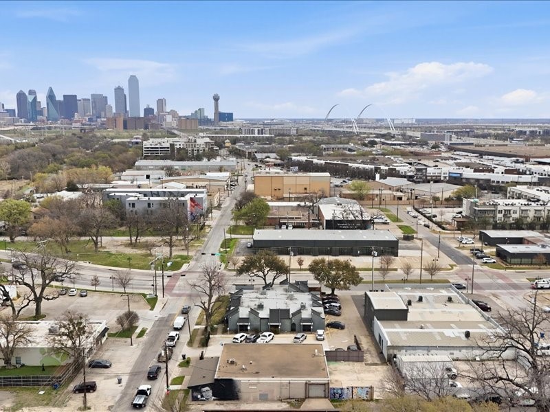 914 W Commerce Street Dallas TX 75208