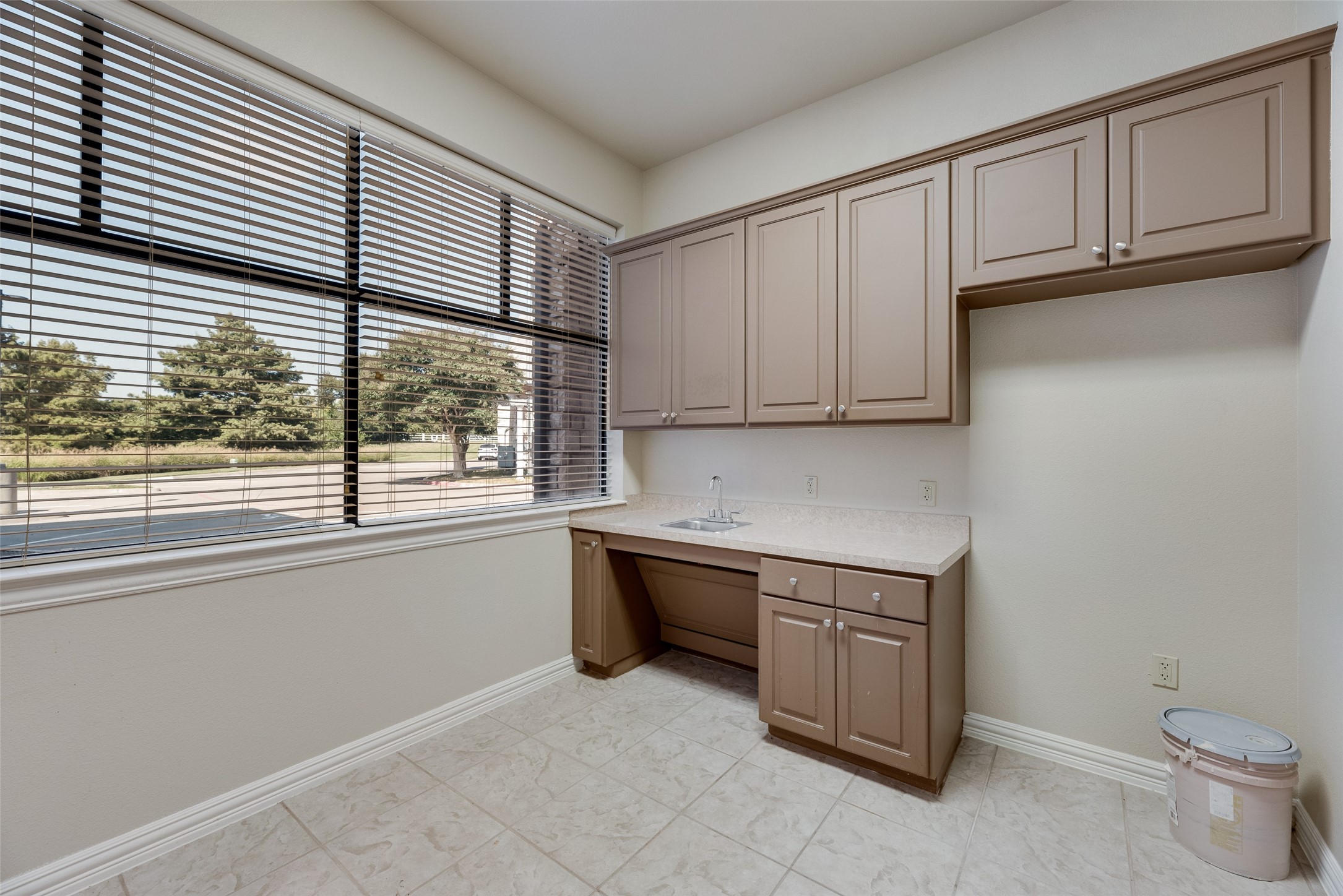 5052 Tennyson Parkway Plano TX 75024