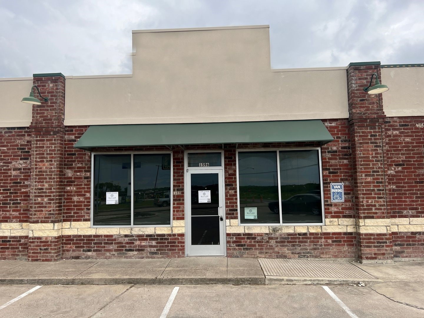 1590 S Highway 34 Terrell TX 75160