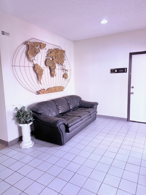 350 Oaks Trail Garland TX 75043