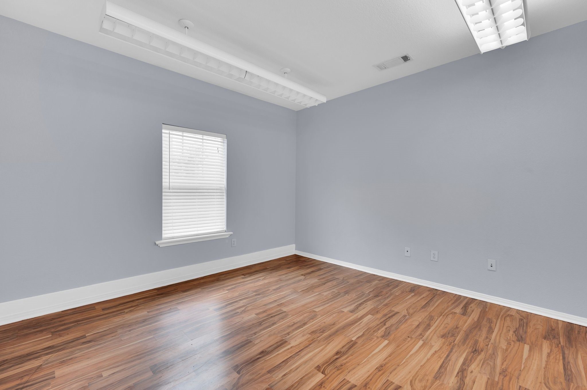 214 W Belt Line Road Cedar Hill TX 75104