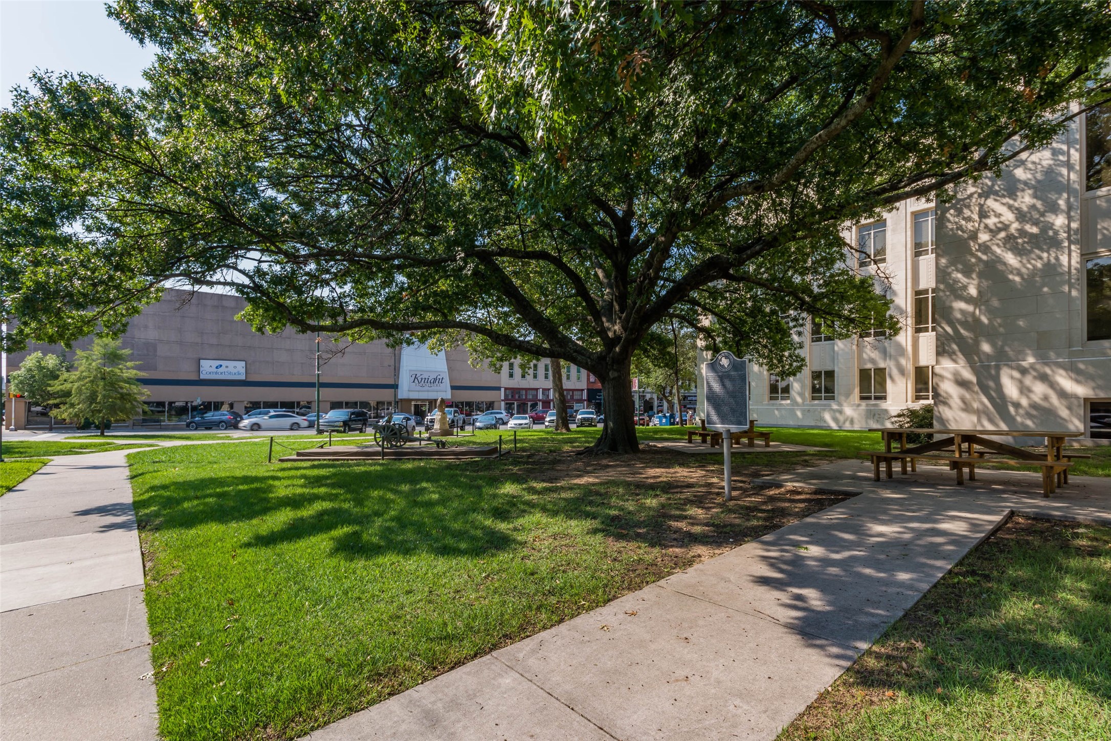 100 Travis Street N Sherman TX 75090