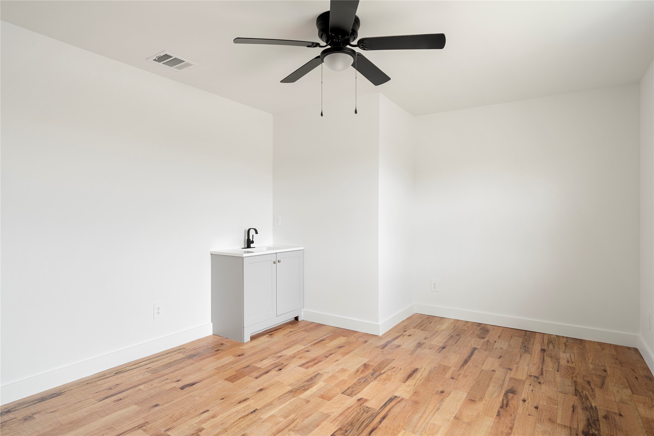 2815 Wesley Street Greenville TX 75401