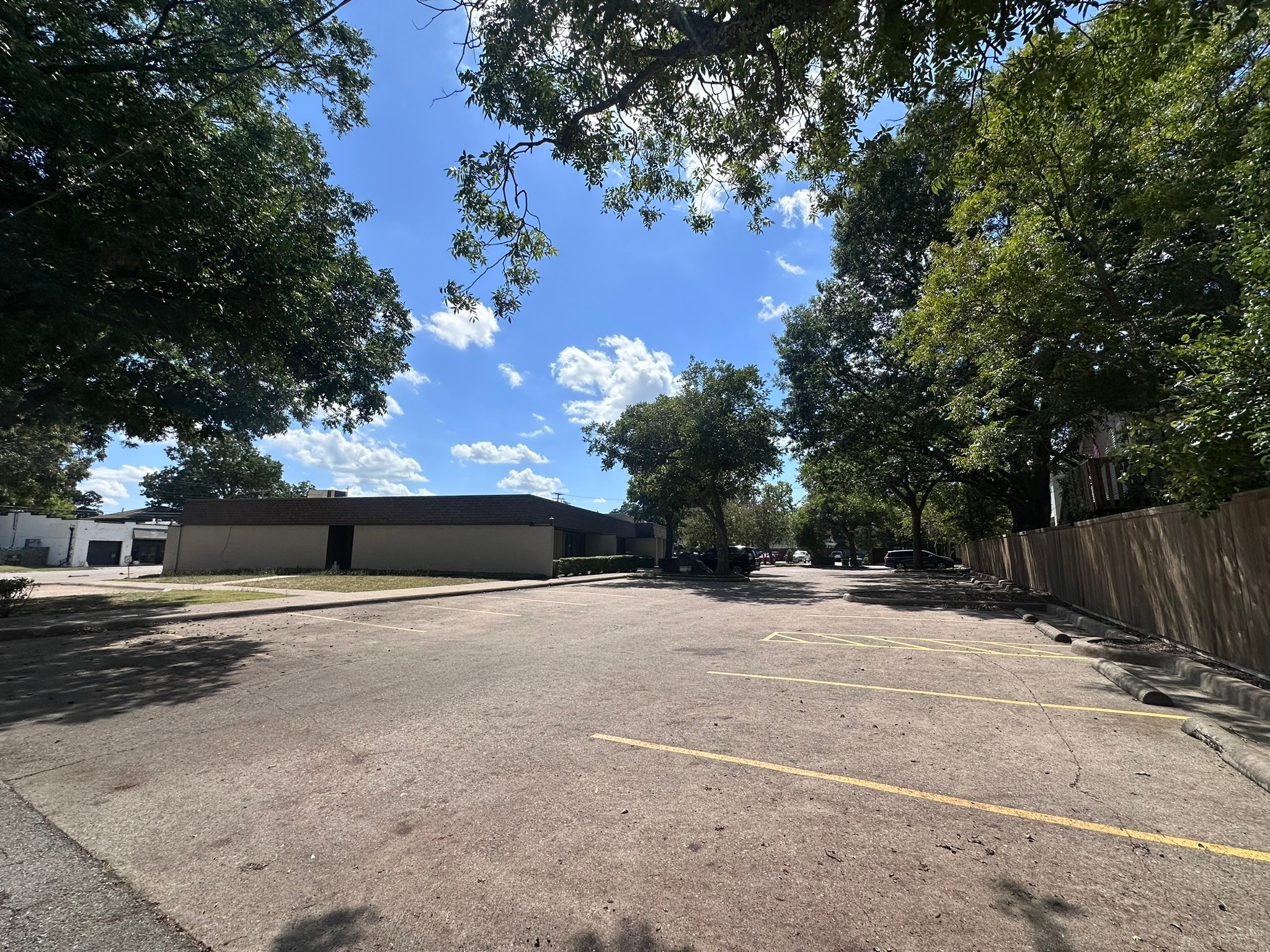 201 Ferris Avenue Waxahachie TX 75165