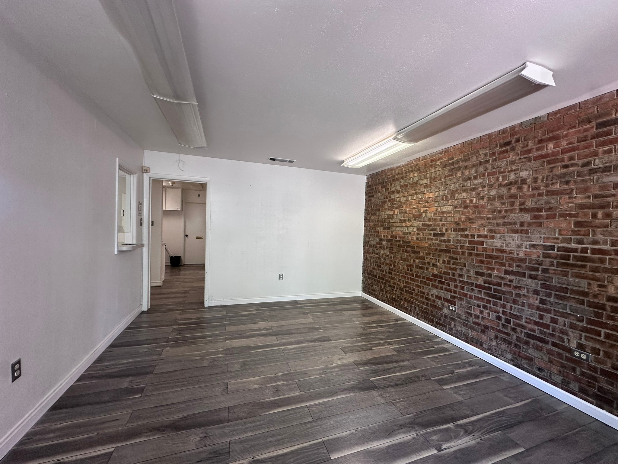 201 Ferris Avenue Waxahachie TX 75165