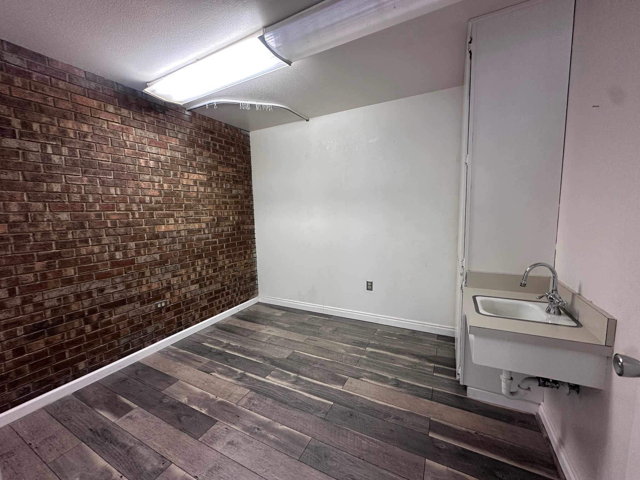 201 Ferris Avenue Waxahachie TX 75165