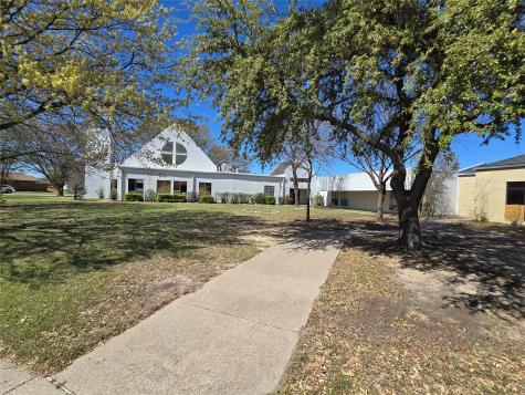 4501 Matthew Road Grand Prairie TX 75052