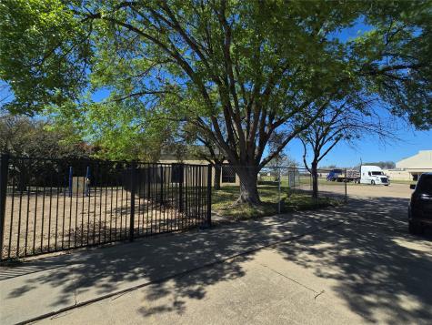4501 Matthew Road Grand Prairie TX 75052