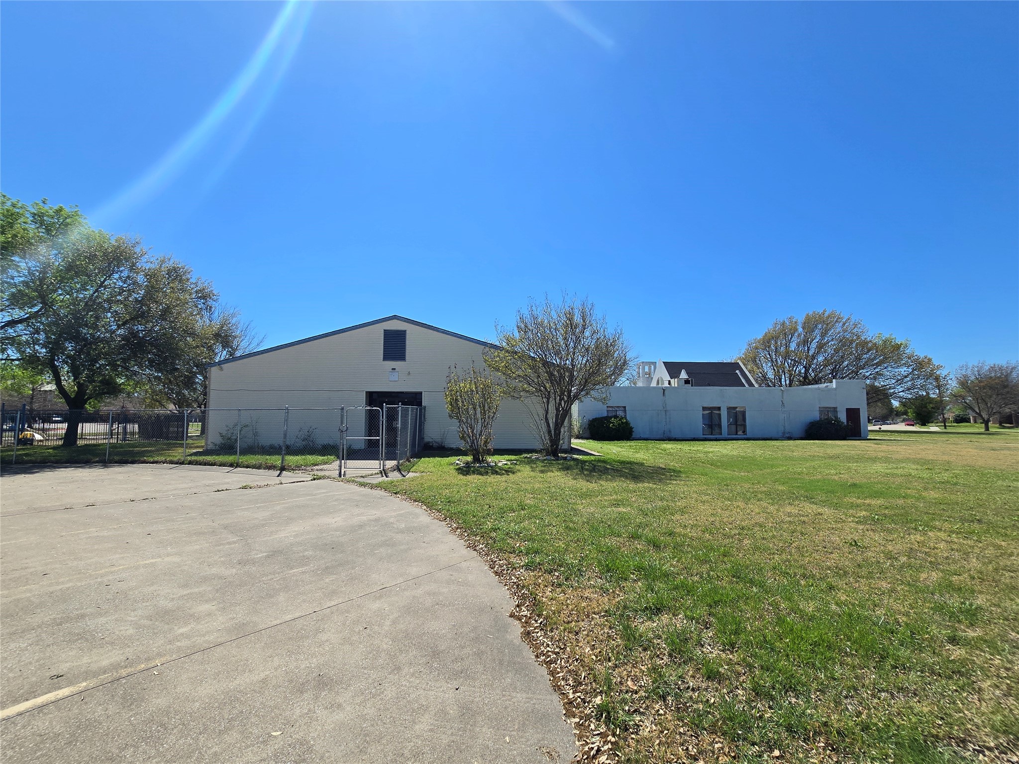 4501 Matthew Road Grand Prairie TX 75052