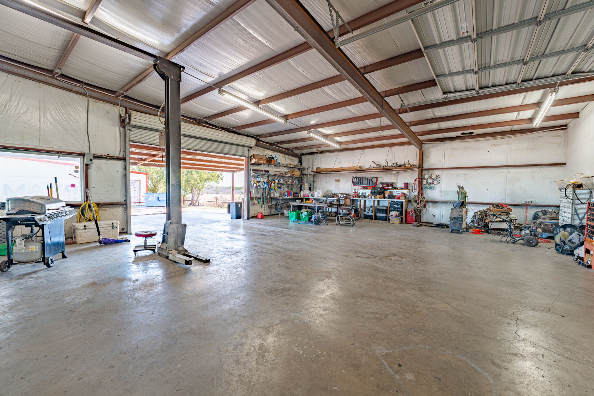 2675 W Highway 377 Granbury TX 76048