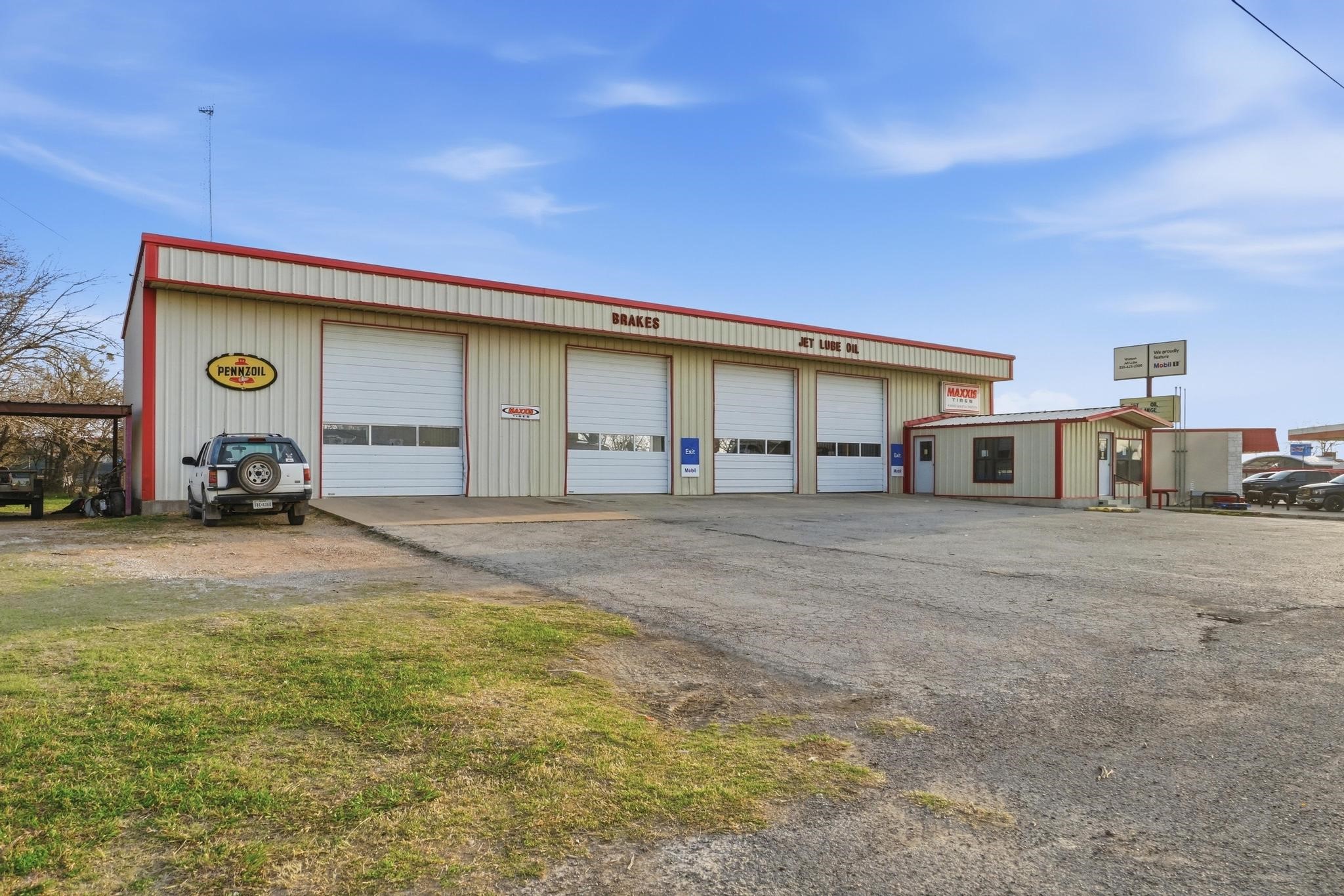 112 Santa Anna Avenue Coleman TX 76834
