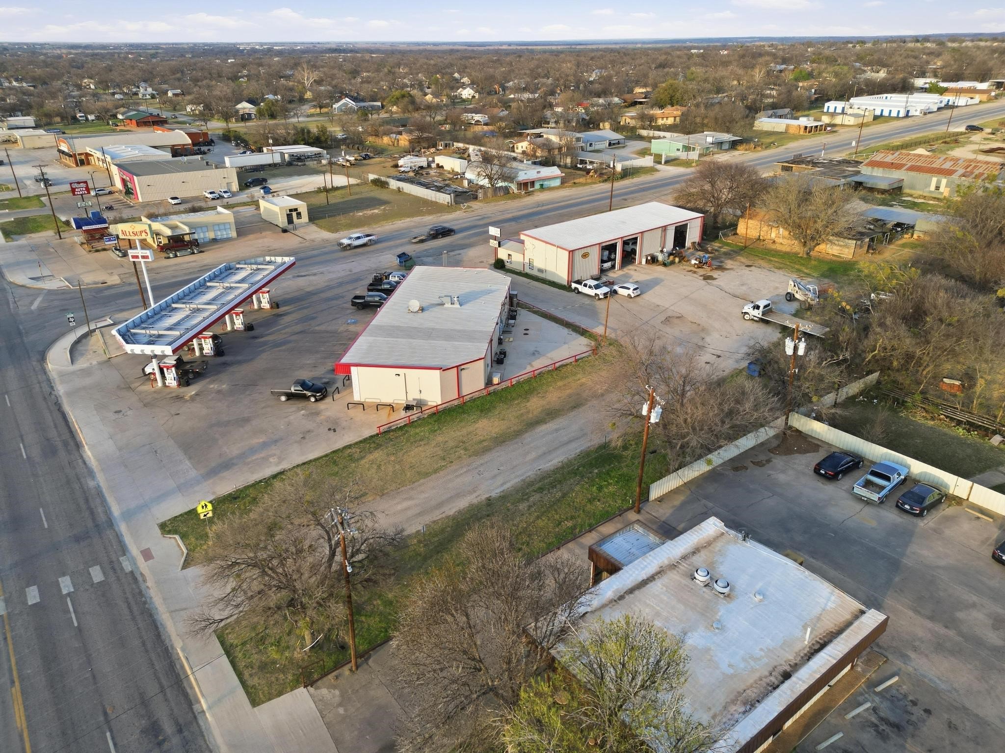 112 Santa Anna Avenue Coleman TX 76834