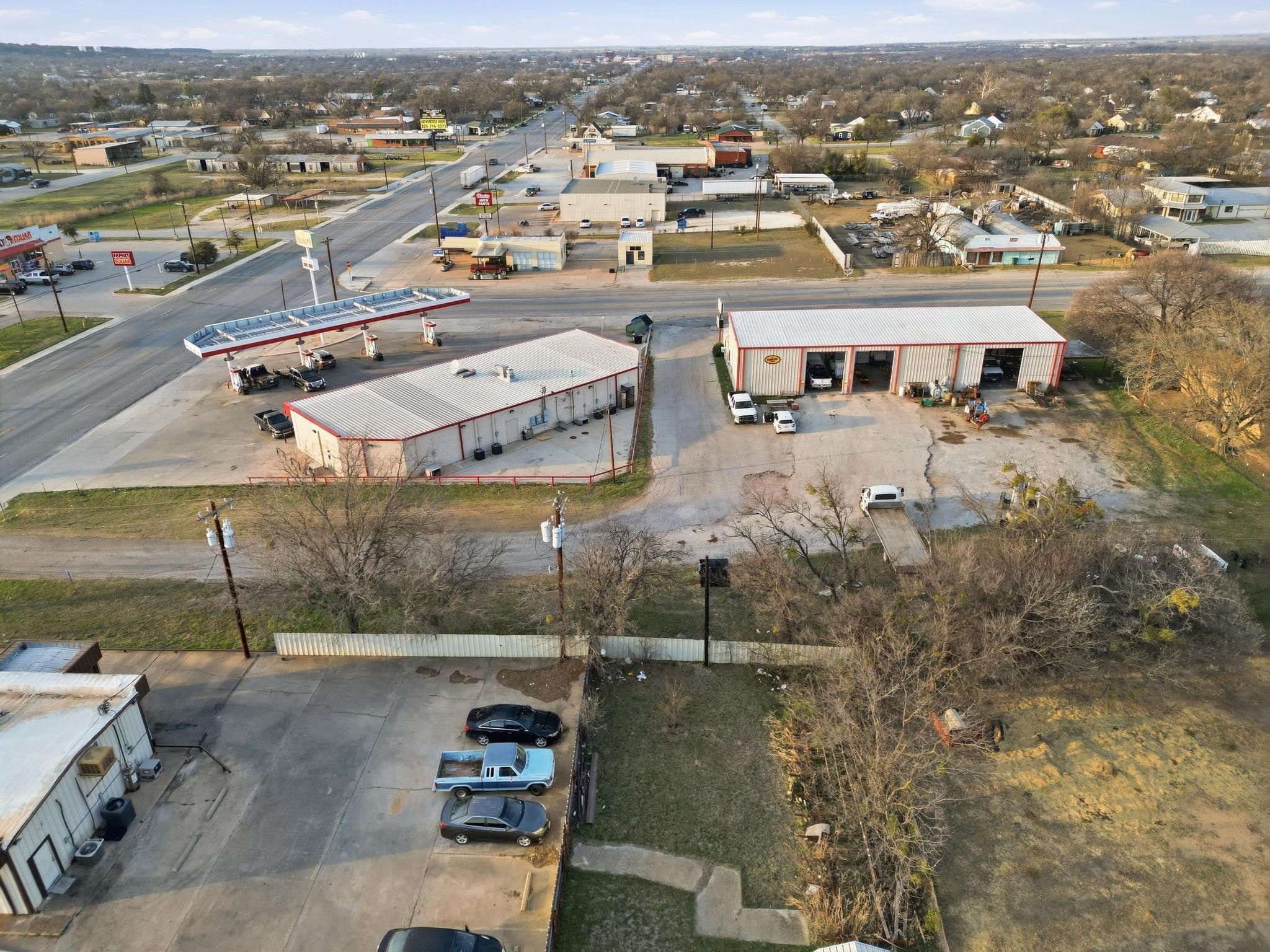 112 Santa Anna Avenue Coleman TX 76834