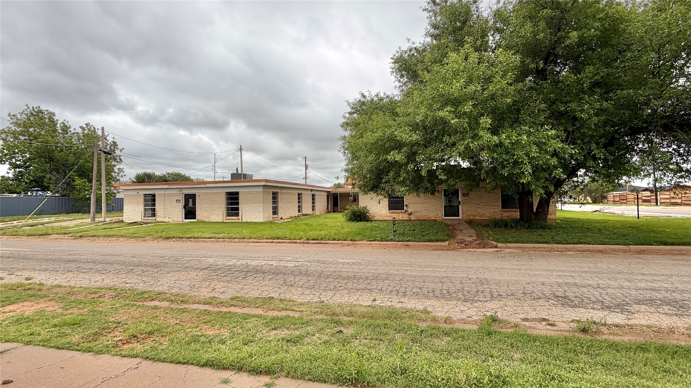 125 Avenue J Anson TX 79501