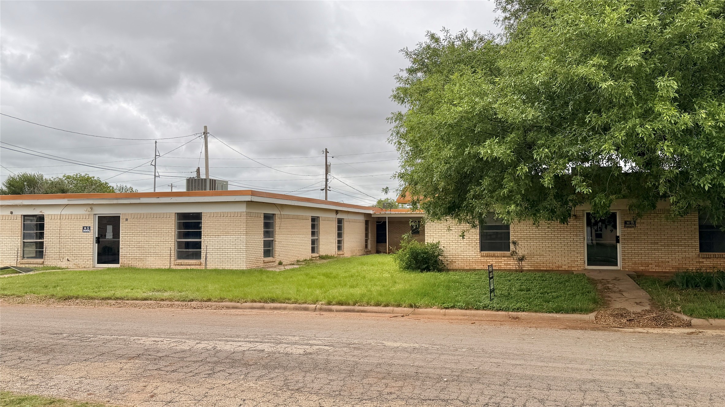 125 Avenue J Anson TX 79501