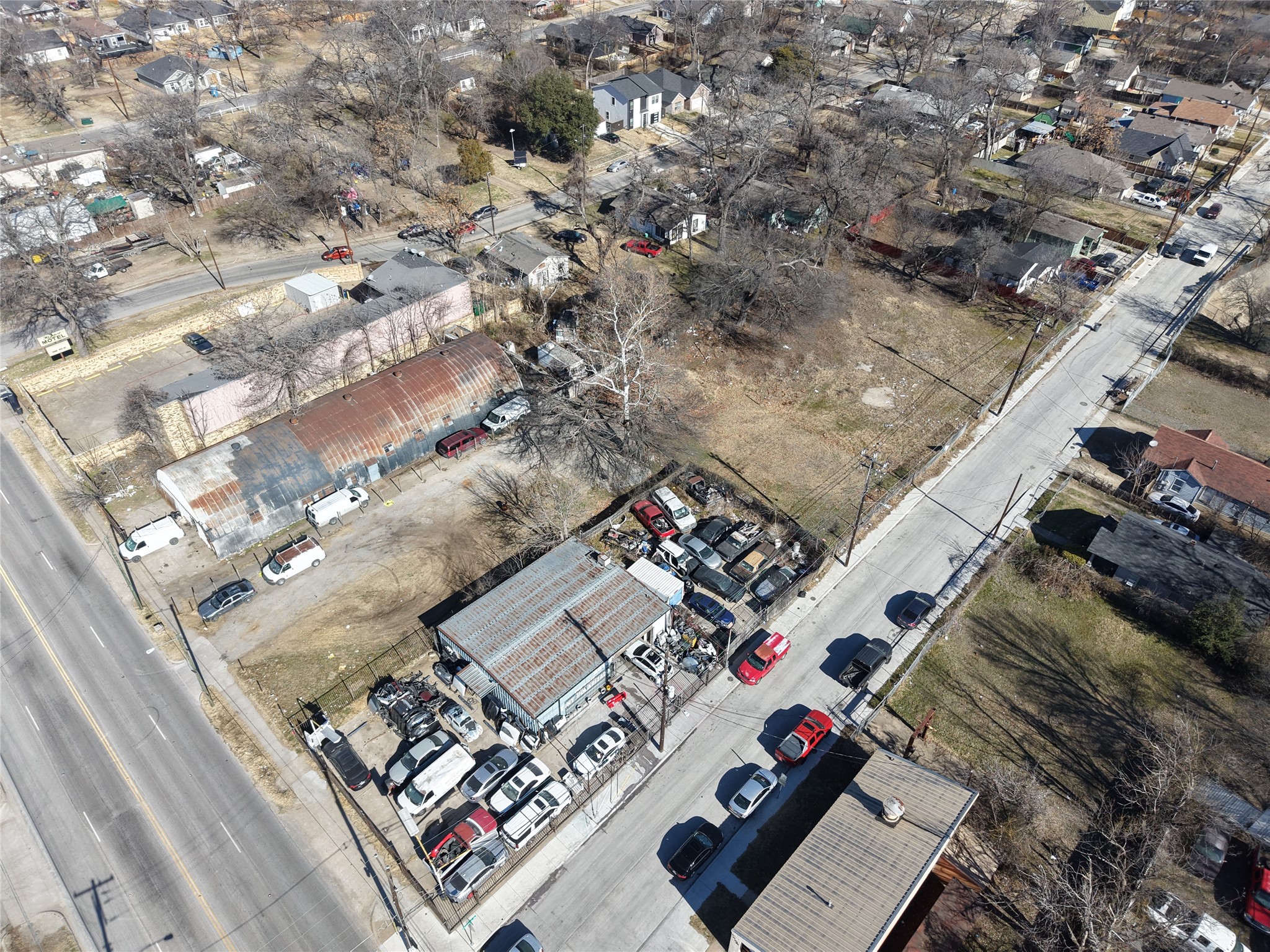 2416 S 2nd Avenue Dallas TX 75210