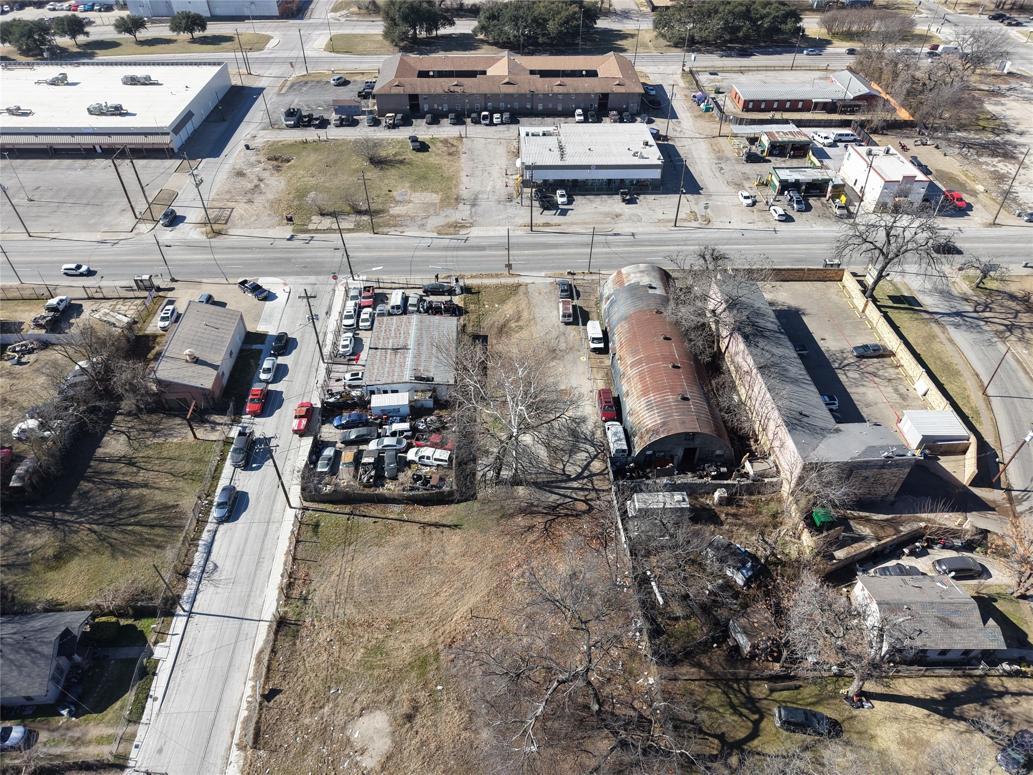2416 S 2nd Avenue Dallas TX 75210