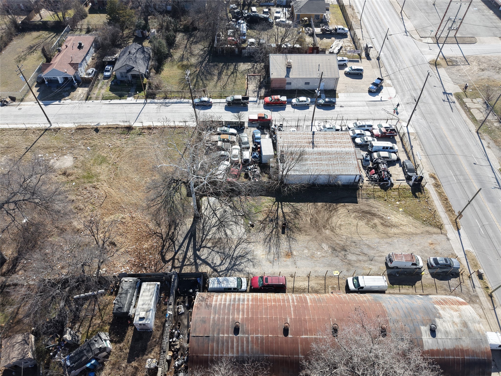 2416 S 2nd Avenue Dallas TX 75210