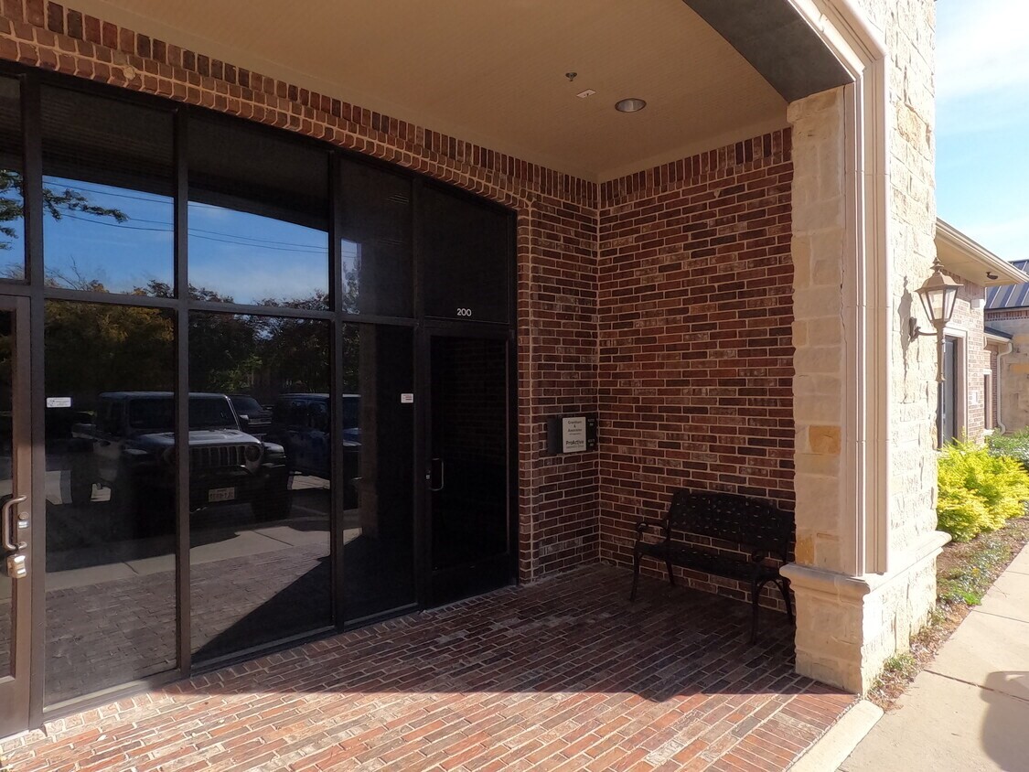 6570 Naaman Forest Boulevard Garland TX 75044