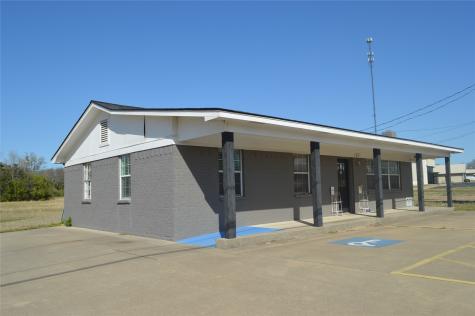 802 W Front Street De Kalb TX 75559