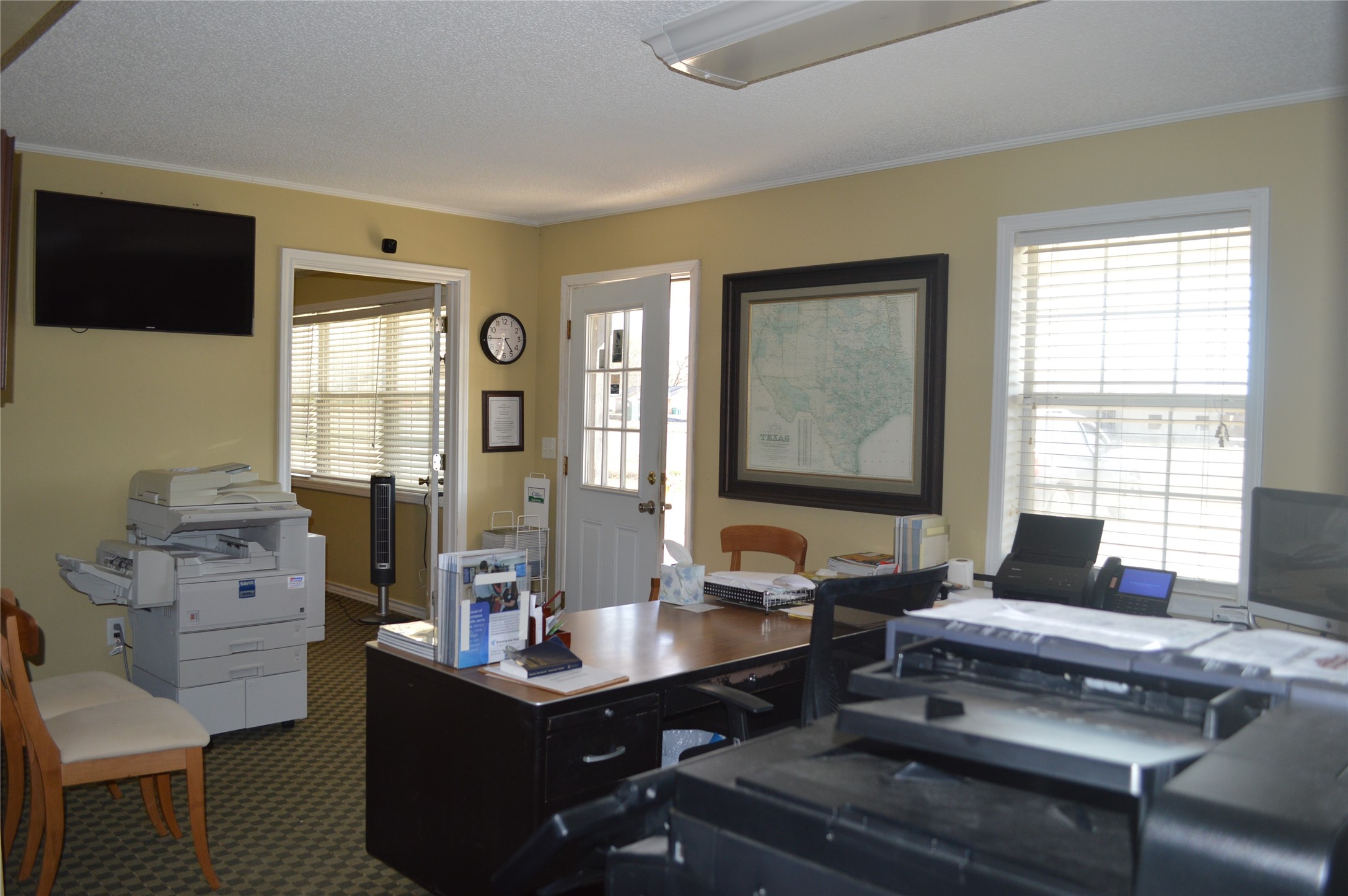 802 W Front Street De Kalb TX 75559