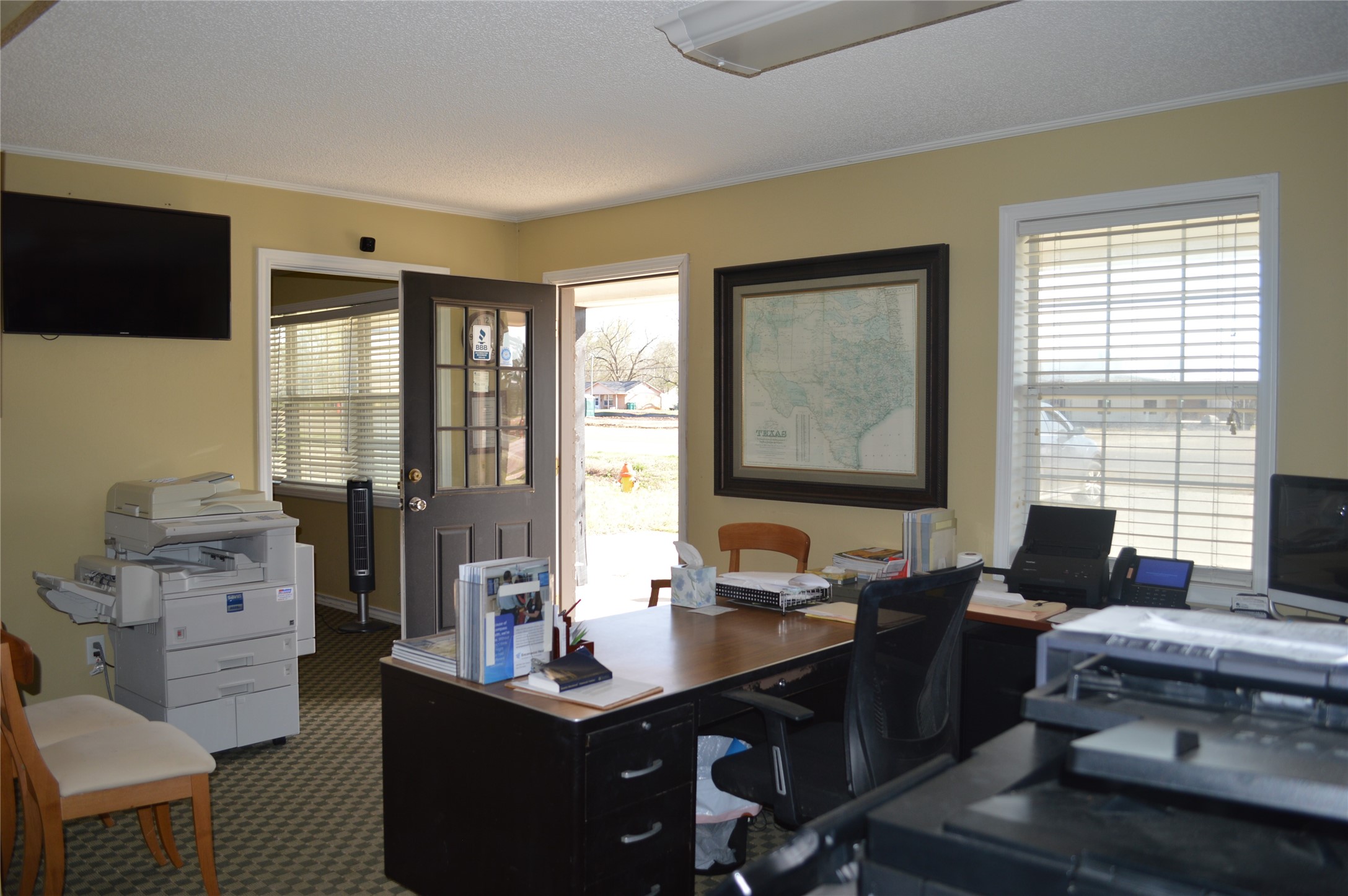 802 W Front Street De Kalb TX 75559